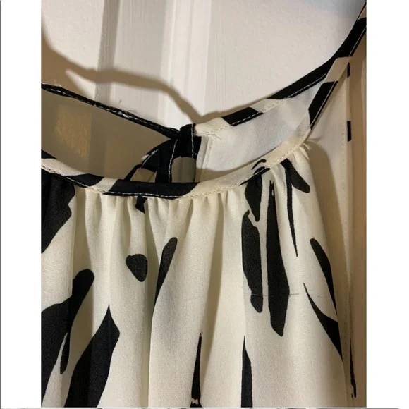New Parker Palm Print Silk Black White Cordoba Halter Tank S ($198 Retail). - Picture 3 of 6